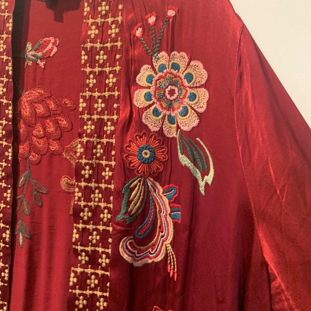 Johnny Was Red Floral Embroidered Kimono/Duster - Picture 5 of 12